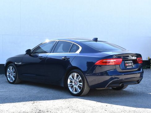 Used 2019 Jaguar XE Premium AWD/4WD image 2