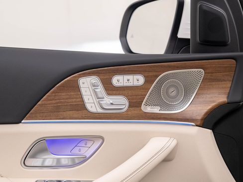 New 2026 Mercedes-Benz GLS 450 GLS 450 image 15