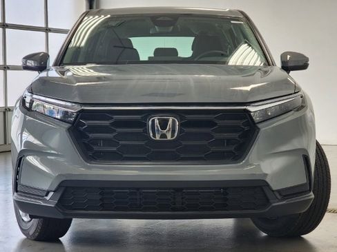 Used 2025 Honda CR-V LX image 2