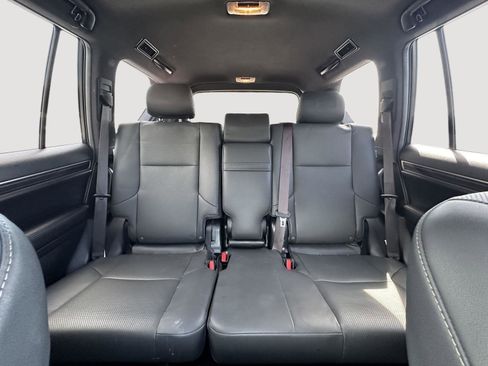 Used 2021 Lexus GX 460 Premium w/ Premium Plus Package image 15