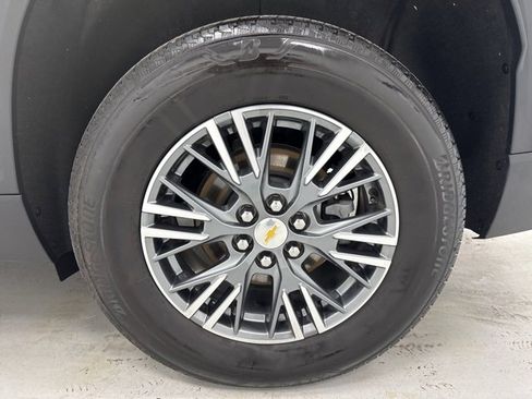 Used 2024 Chevrolet Traverse LT w/ Trailering Package image 37