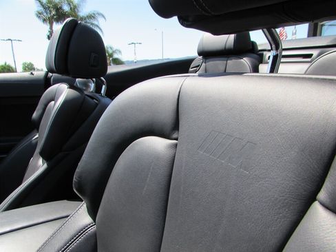 Used 2012 BMW M6 Convertible RWD image 13