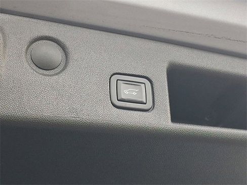 Certified 2024 Chevrolet Equinox RS w/ LPO, Cargo Package image 28