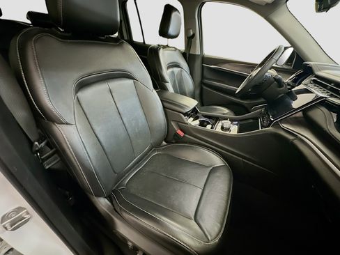 Used 2023 Jeep Grand Cherokee 4WD 4xe w/ Luxury Tech Group II image 34