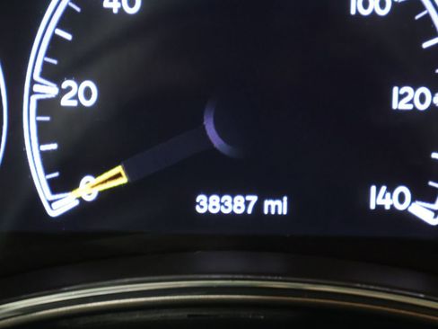 Used 2021 Jeep Grand Cherokee Laredo AWD/4WD image 34