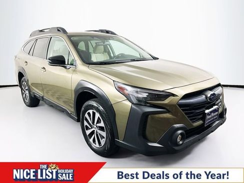 Used 2023 Subaru Outback Premium image 1