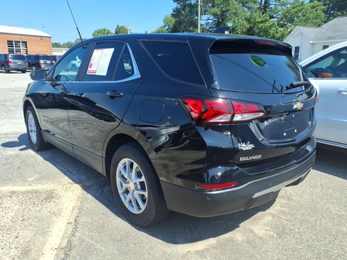Used 2024 Chevrolet Equinox LT AWD/4WD image 4