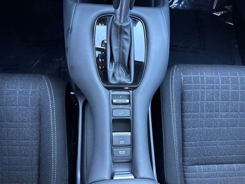 Certified 2023 Honda HR-V LX image 20