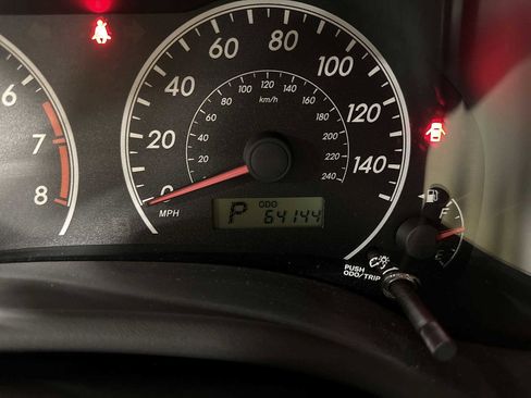 Used 2011 Toyota Corolla LE image 19