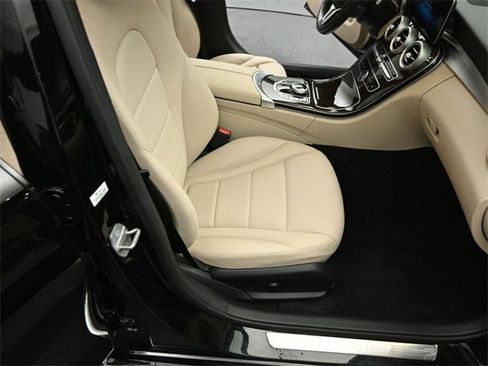 Used 2020 Mercedes-Benz C 300 Sedan image 27