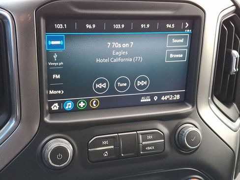 Used 2022 Chevrolet Silverado 1500 LT Trail Boss w/ Bed Protection Package image 17