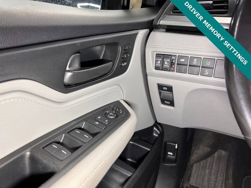 Used 2018 Honda Odyssey EX-L image 7
