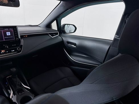 Used 2021 Toyota Corolla SE w/ SE Premium Package image 20