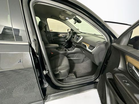 Used 2020 GMC Terrain SLE w/ Driver Convenience Package FWD image 31