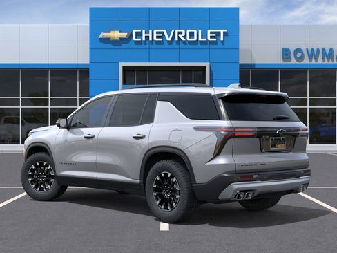 New 2026 Chevrolet Traverse Z71 w/ Driver Confidence Package AWD/4WD image 3