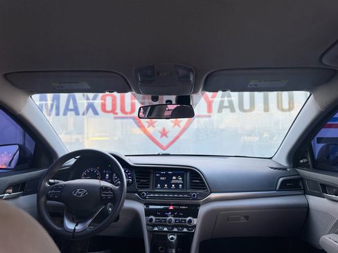 Used 2020 Hyundai Elantra SEL image 43