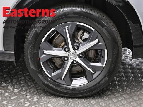 Used 2025 Honda HR-V EX-L image 8