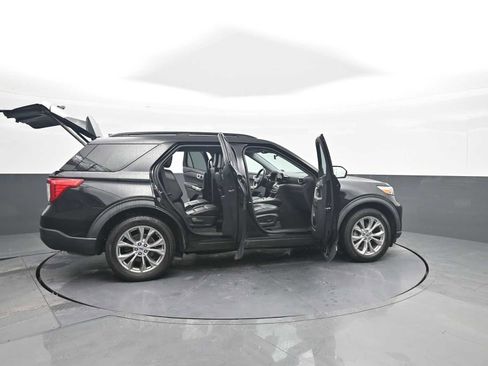 Used 2021 Ford Explorer XLT w/ Equipment Group 202A image 47