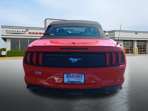 Used 2022 Ford Mustang Premium image 6