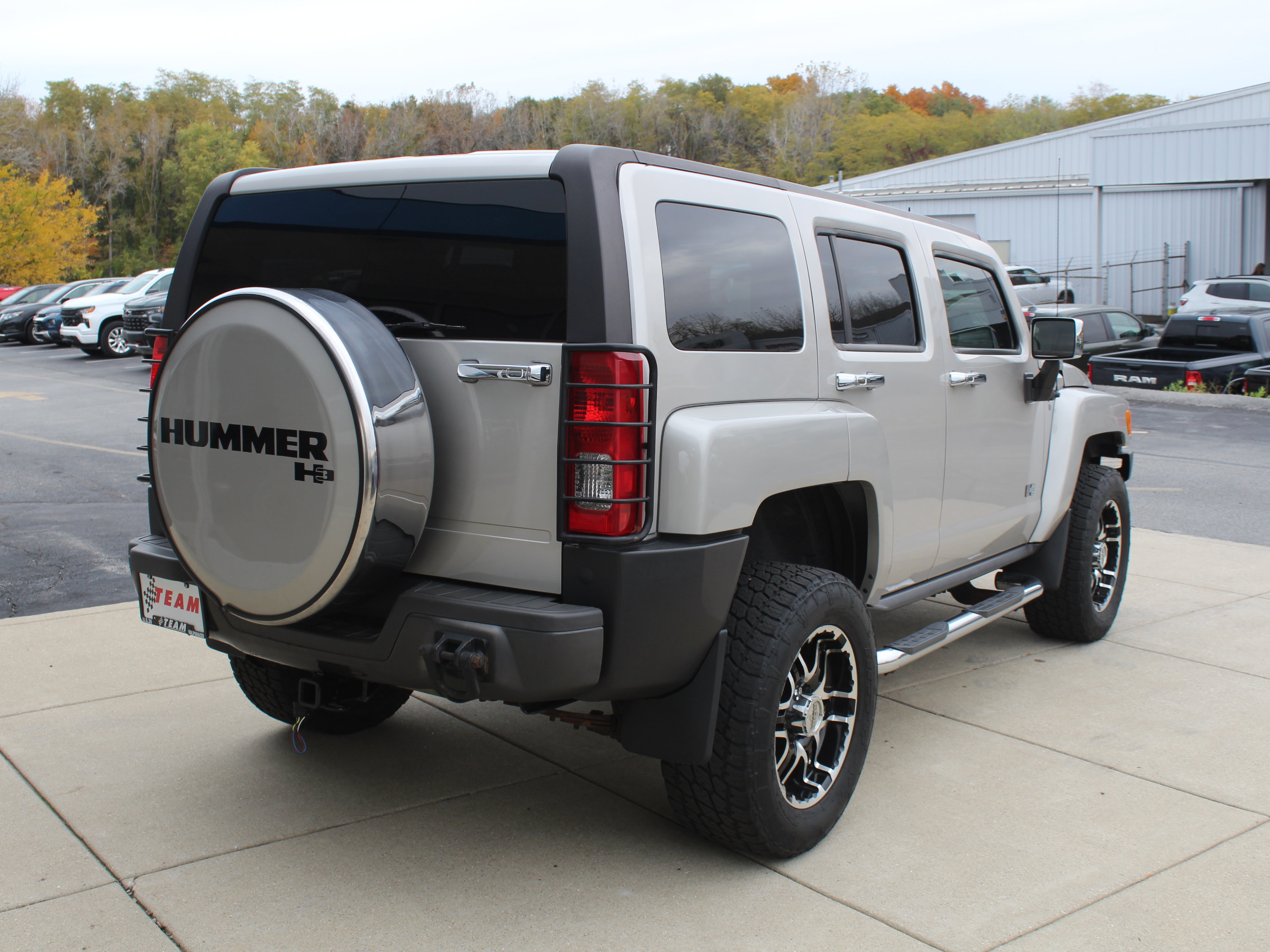 Used 2007 HUMMER H3 AWD/4WD image 5