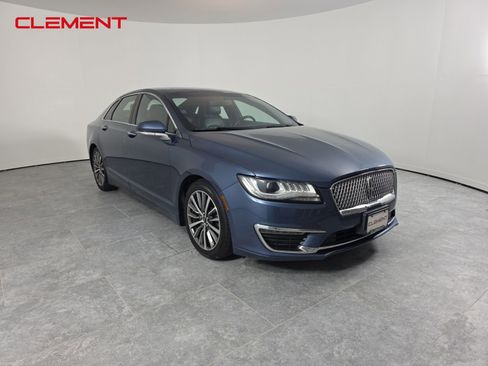 Used 2018 Lincoln MKZ Select w/ Select Plus Package image 3