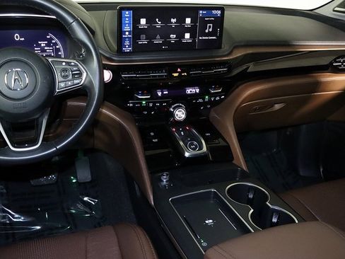 Certified 2025 Acura MDX w/ Technology Package image 17