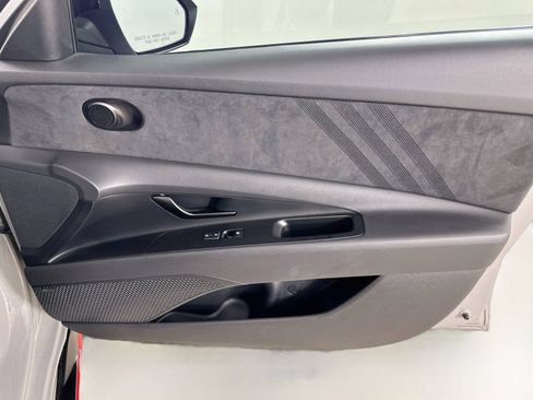 Used 2025 Hyundai Elantra N FWD image 40