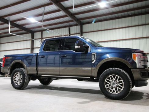 Used 2017 Ford F250 King Ranch w/ King Ranch Ultimate Package image 15