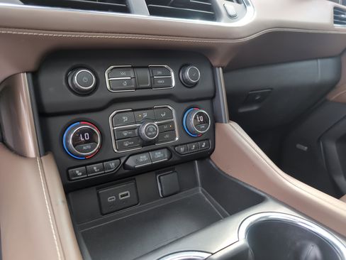 Used 2023 Chevrolet Tahoe High Country AWD/4WD image 41