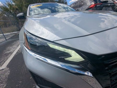 Used 2024 Nissan Altima 2.5 S FWD image 10