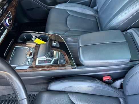 Used 2017 Audi Q7 3.0T Prestige w/ Prestige Package AWD/4WD image 12