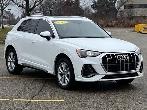 Used 2021 Audi Q3 2.0T Premium w/ Convenience Package image 7