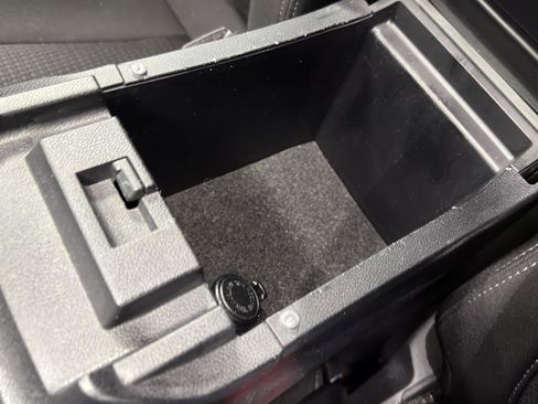 Used 2021 Subaru Outback Premium image 60