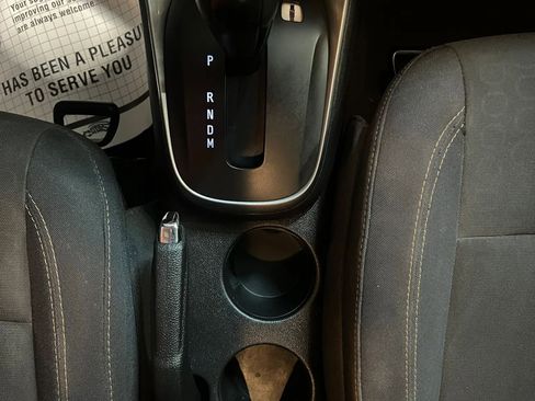 Used 2019 Chevrolet Trax LS FWD image 18