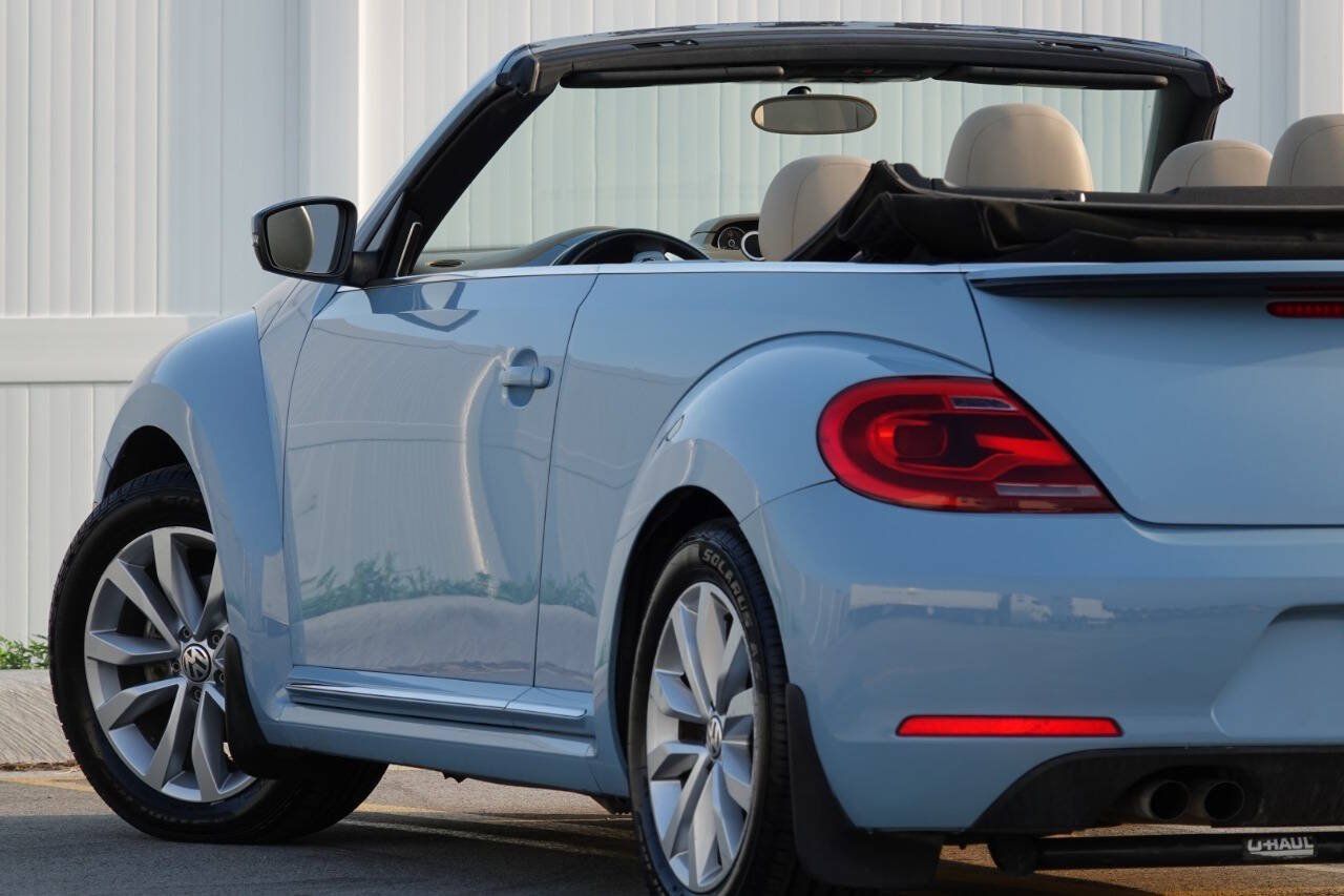 Used 2014 Volkswagen Beetle TDI FWD image 17
