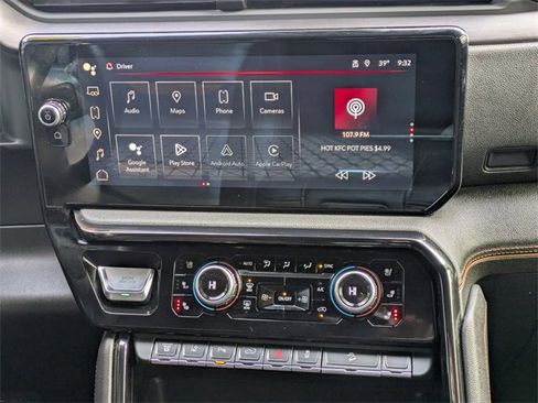 Used 2024 GMC Sierra 2500 AT4 w/ AT4 Premium Plus Package image 20