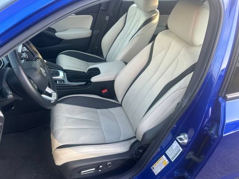 Used 2024 Acura Integra A-Spec FWD image 2
