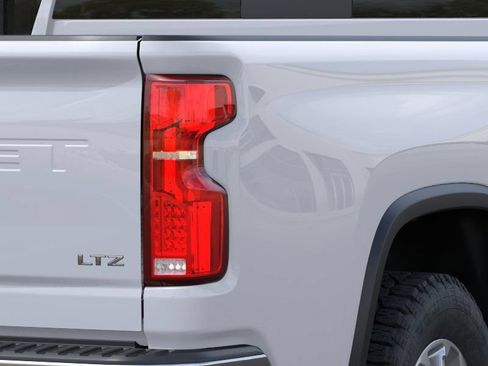 New 2026 Chevrolet Silverado 3500 LTZ w/ LTZ Premium Package AWD/4WD image 11