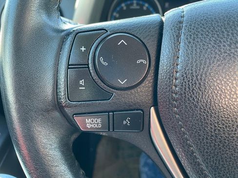 Used 2018 Toyota RAV4 XLE image 27