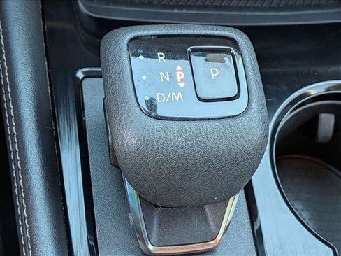 Used 2022 Nissan Rogue SL w/ SL Premium Package FWD image 12