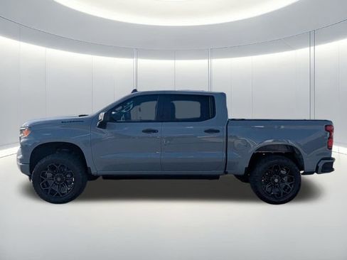 Used 2024 Chevrolet Silverado 1500 Custom image 9