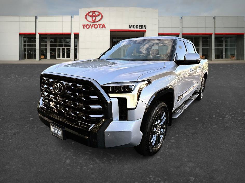 Used 2023 Toyota Tundra Platinum AWD/4WD image 1