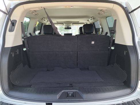 Used 2023 Nissan Armada SL w/ Captain's Chairs Package RWD image 11