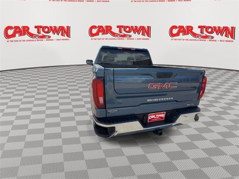 Used 2024 GMC Sierra 1500 SLT image 7