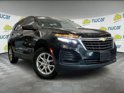 Used 2023 Chevrolet Equinox LS image 1