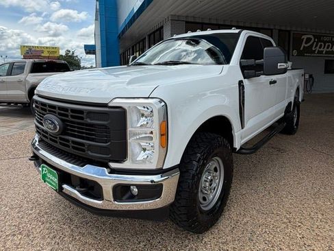 Used 2023 Ford F250 XL w/ XL Off-Road Package AWD/4WD image 5