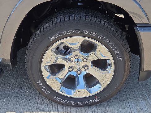 Used 2025 RAM 1500 Big Horn image 7