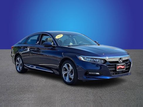 Used 2020 Honda Accord EX image 3
