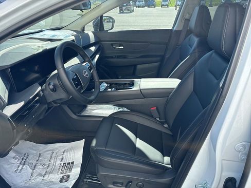 New 2025 Nissan Murano SV AWD/4WD image 15