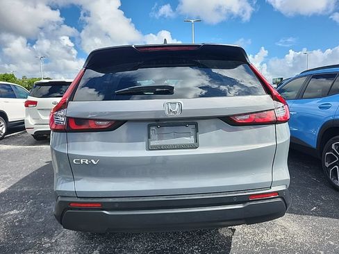 Used 2025 Honda CR-V EX-L image 3